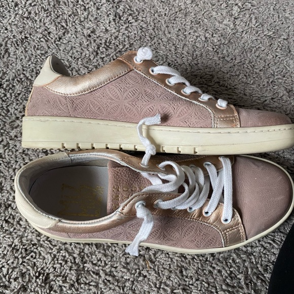 MIZ MOOZ leather sneakers - Picture 2 of 5